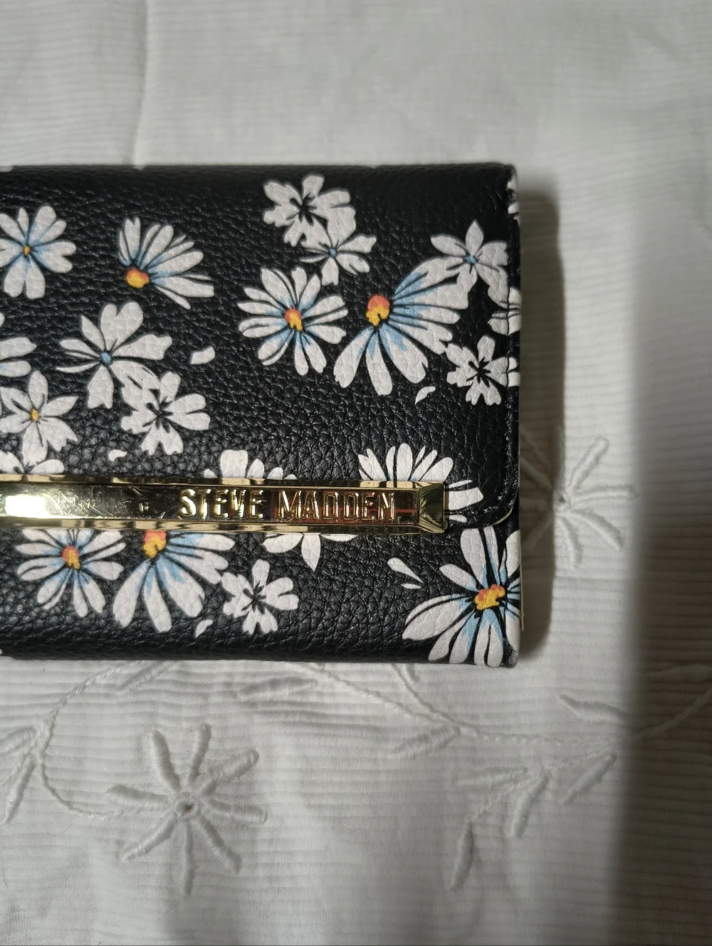 Steve Madden Black Daisy Continental Wallet with Gold Interior Trifold - Picture 2 of 6